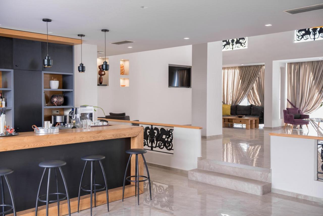 Irini Hotel Heraklion  Екстер'єр фото